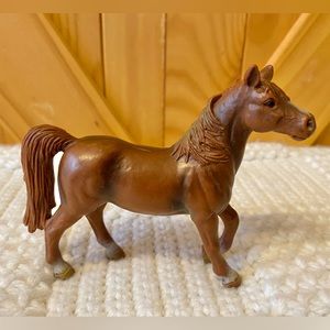 Schleich 2001 Brown Chestnut Mare Horse Figure